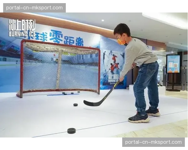 纪录片《冰上人生》首映，讲述俄罗斯女子冰球运动员的奋斗故事